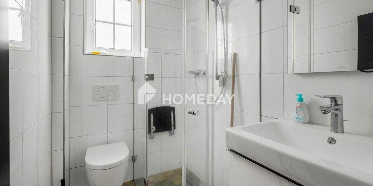 Mehrfamilienhaus, Wohnhaus Alsdorf Blumenrath - 6 Zimmer, 130 m&sup2;, 298.000&euro; | Angebot:25820168