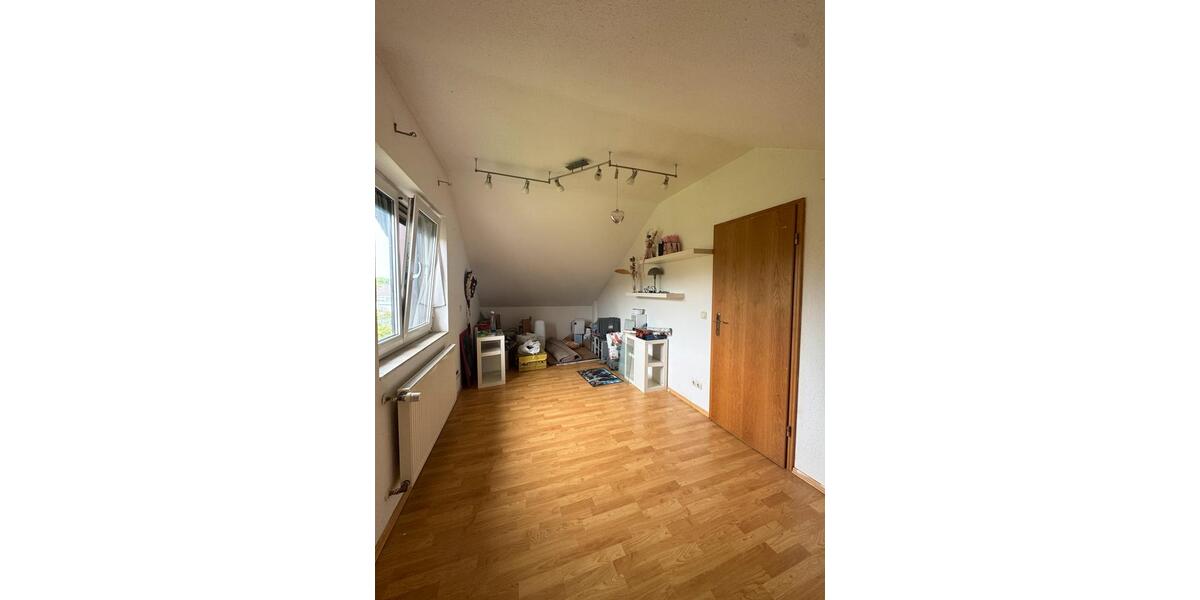 Einfamilienhaus Bergheim - 9 Zimmer, 180 m&sup2;, 599.000&euro; | Angebot:26415728