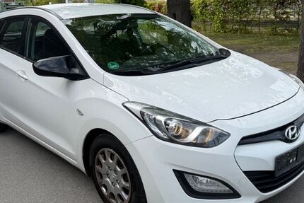 Hyundai i30 280.000 km 2.490 &euro; Düren 52349