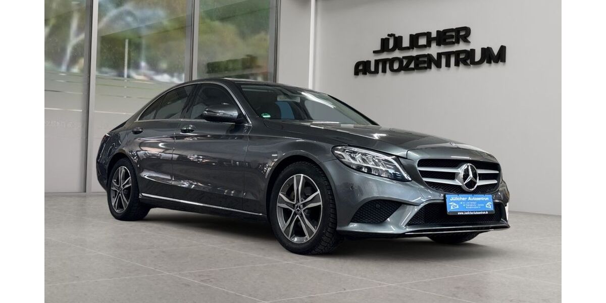 Mercedes-Benz C 220 88.800 km 23.790 &euro; Jülich 52428