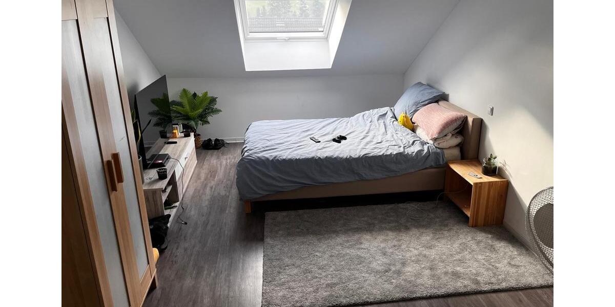 Dachgeschoßwohnung Stolberg (Rheinland) - 3 Zimmer, 78 m&sup2;, 1.000&euro; | Angebot:25267808