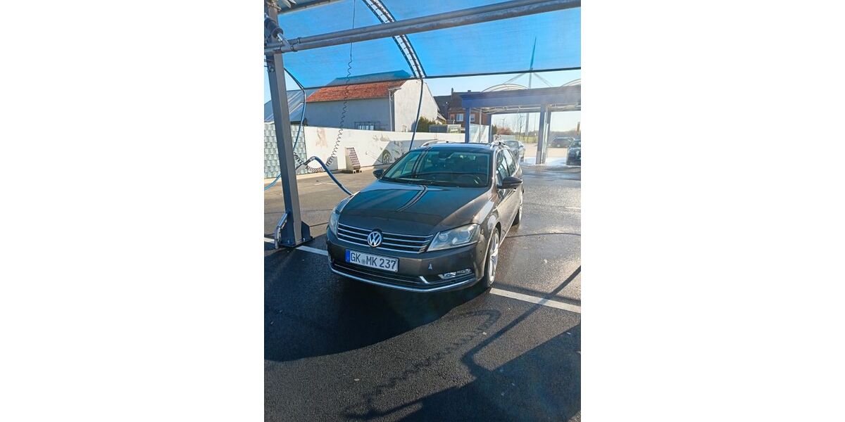 VW Passat 220.000 km 8.200 &euro; Übach-Palenberg 52531