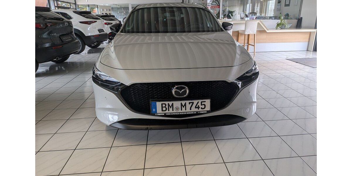 Mazda 3 5.189 km 25.950 &euro; Bedburg 50181