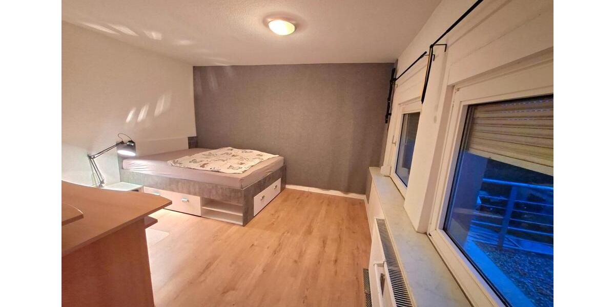 Etagenwohnung Niederzier - 4 Zimmer, 95 m&sup2;, 900&euro; | Angebot:26400638