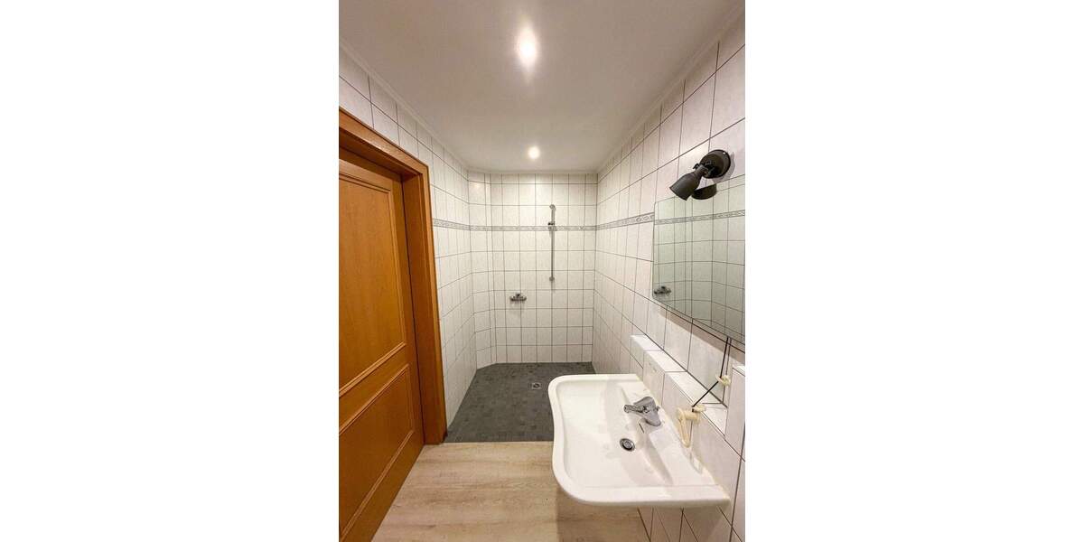Mehrfamilienhaus, Wohnhaus Stolberg (Rheinland) / Büsbach Büsbach - 7 Zimmer, 173 m&sup2;, 359.000&euro; | Angebot:25742452