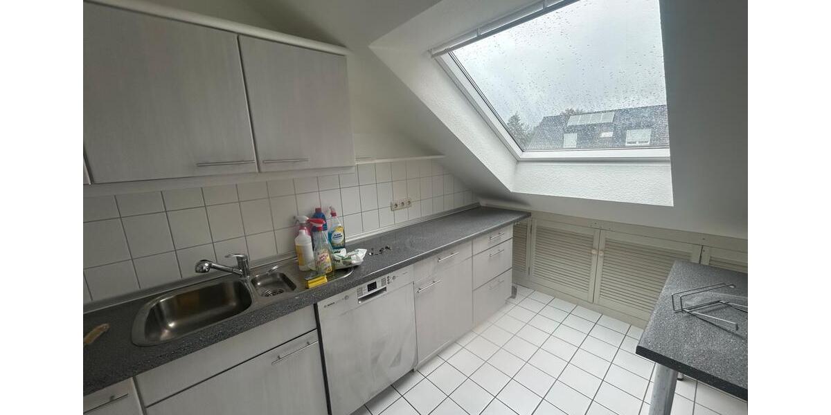 Dachgeschoßwohnung Aachen Aachen-Mitte - 3 Zimmer, 54 m&sup2;, 850&euro; | Angebot:26019137