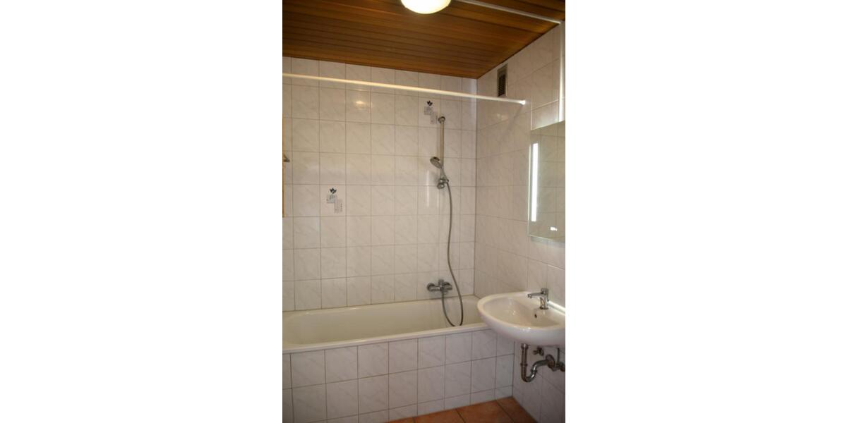 Etagenwohnung Frechen - 2 Zimmer, 61 m&sup2;, 210.000&euro; | Angebot:25813285