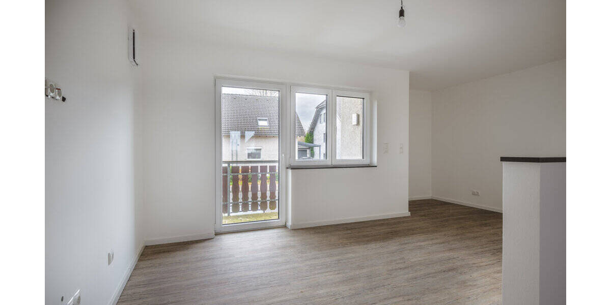 Mehrfamilienhaus, Wohnhaus Simmerath Lammersdorf - 6 Zimmer, 185 m&sup2;, 399.000&euro; | Angebot:26659091