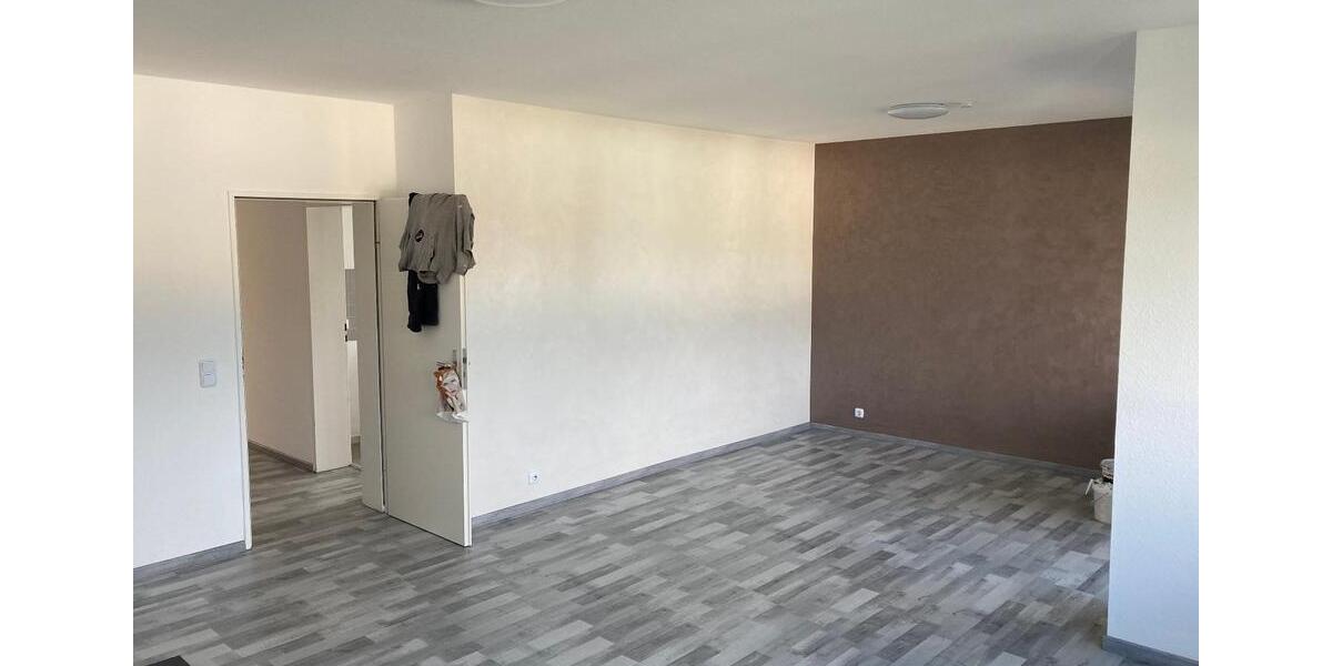 Etagenwohnung Düren Rölsdorf - 4 Zimmer, 94 m&sup2;, 900&euro; | Angebot:26614550