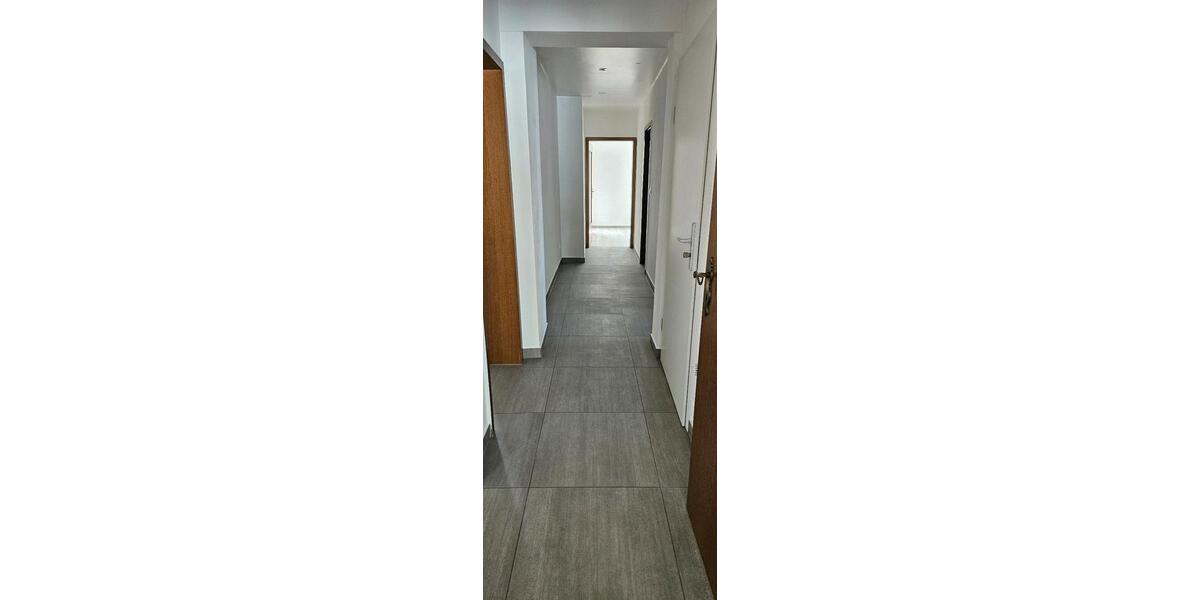 Erdgeschoßwohnung Düren Mariaweiler-Hoven - 4 Zimmer, 94 m&sup2;, 1.150&euro; | Angebot:25892838