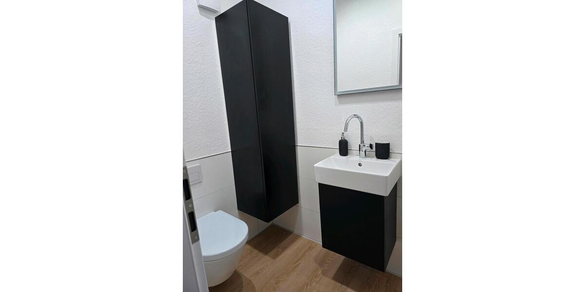 Etagenwohnung Baesweiler - 2 Zimmer, 100 m&sup2;, 900&euro; | Angebot:25162110