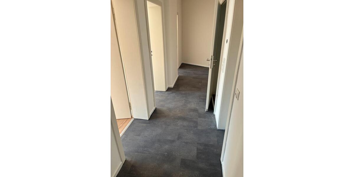 Etagenwohnung Aachen Aachen-Mitte - 3 Zimmer, 70 m&sup2;, 850&euro; | Angebot:25844100