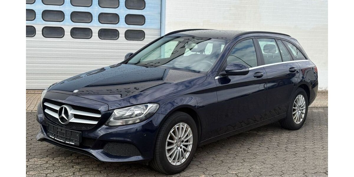 Mercedes-Benz C 180 243.000 km 7.600 &euro; Düren 52353