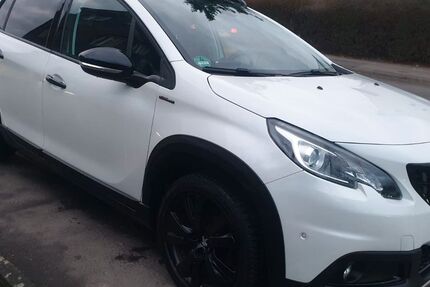 Peugeot 2008 106.000 km 9.500 &euro; Eschweiler 52249