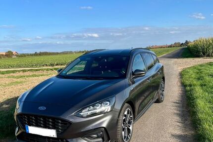 Ford Focus 66.500 km 14.200 &euro; Weilerswist 53919