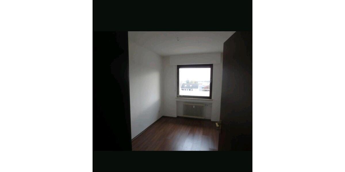 Etagenwohnung Bedburg - 4.5 Zimmer, 95 m&sup2;, 160.000&euro; | Angebot:25614595