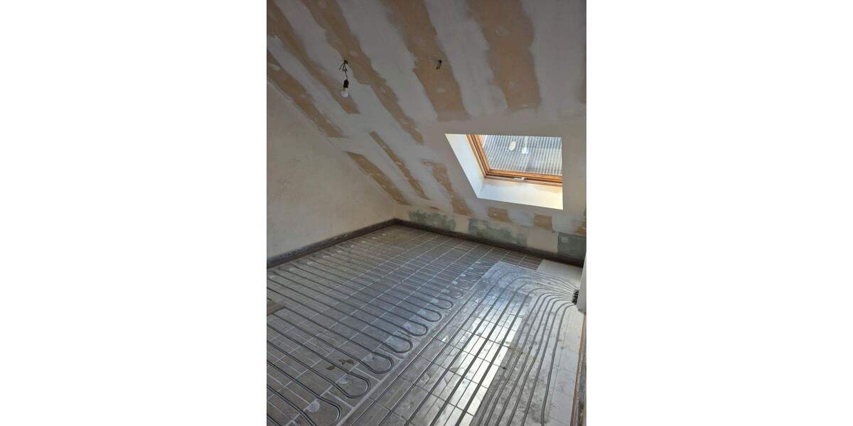 Reihenendhaus Weilerswist Metternich - 7 Zimmer, 203 m&sup2;, 420.000&euro; | Angebot:25752907