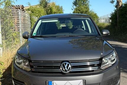 VW Tiguan 172.000 km 7.999 &euro; Aachen 52080