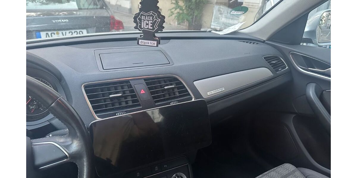 Audi Q3 126.300 km 11.000 &euro; Aachen 52066