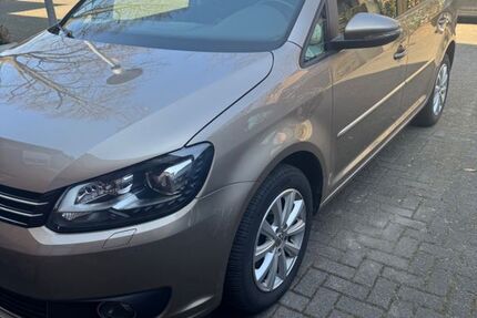 VW Touran 160.000 km 10.950 &euro; Hürth 50354