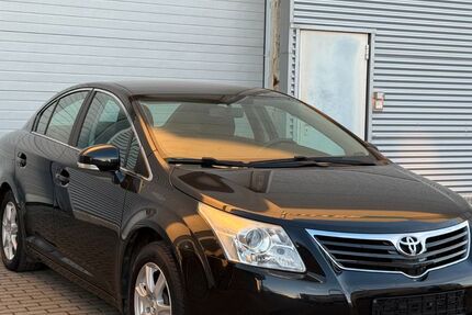 Toyota Avensis 93.108 km 6.950 &euro; Düren 52349