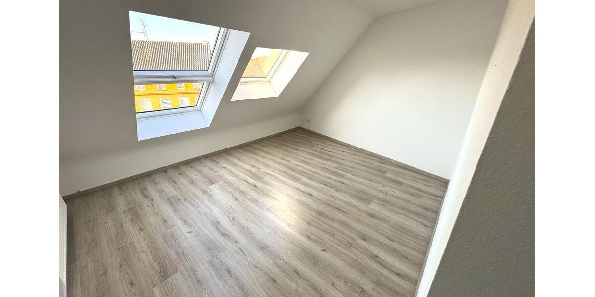 Dachgeschoßwohnung Kreuzau - 3 Zimmer, 57 m&sup2;, 600&euro; | Angebot:25884334