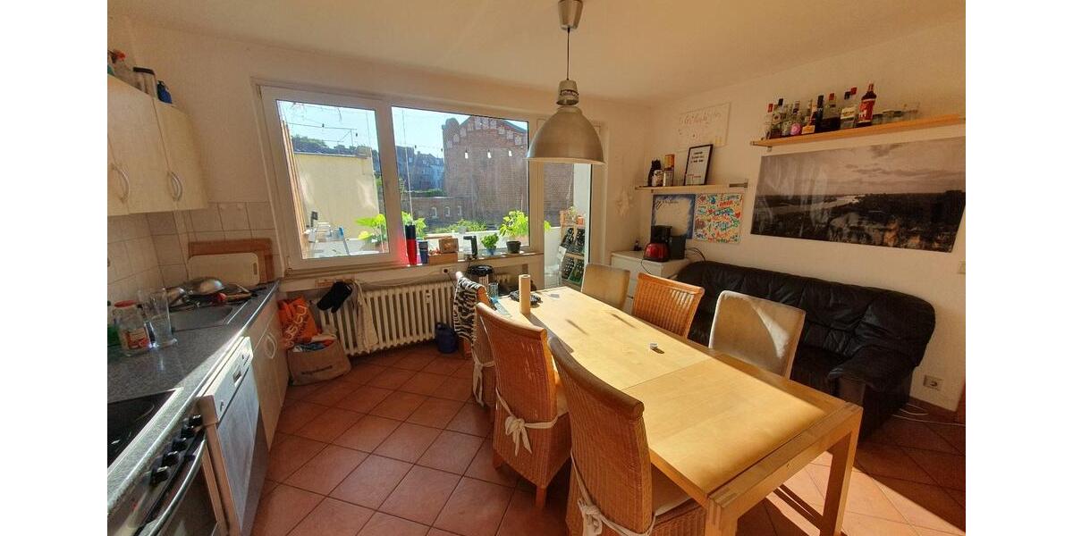 Etagenwohnung Aachen Aachen-Mitte - 4 Zimmer, 120 m&sup2;, 390&euro; | Angebot:24901804