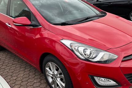 Hyundai i30 159.722 km 7.490 &euro; Euskirchen 53879
