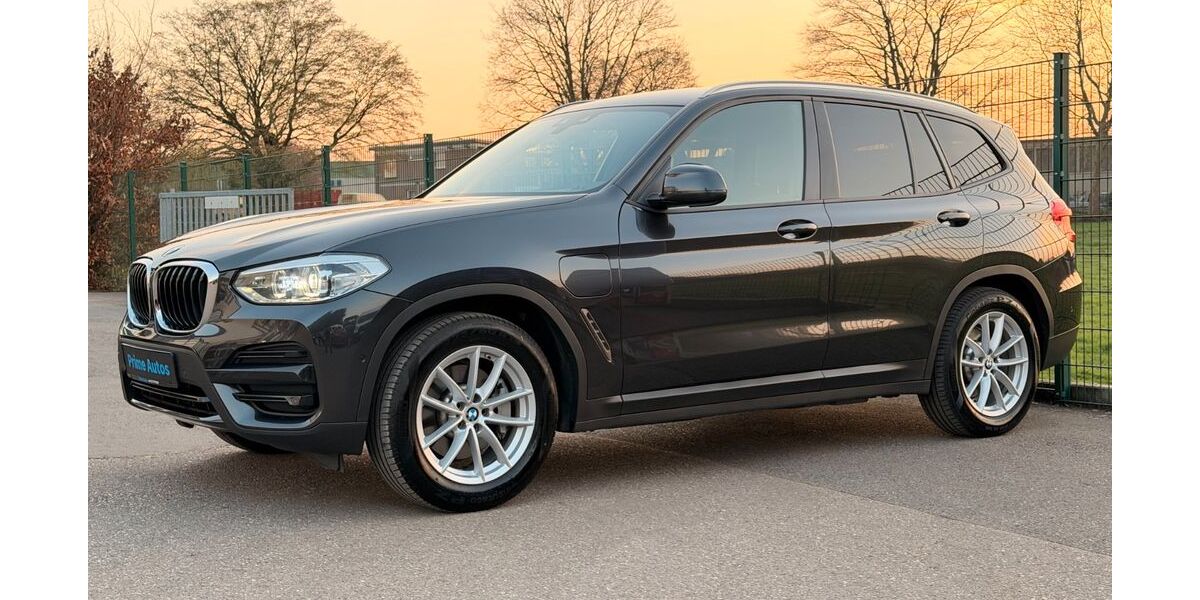 BMW X3 139.205 km 24.950 &euro; Würselen 52146