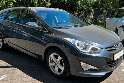 Hyundai i40 159.465 km 7.990 &euro; Euskirchen 53879