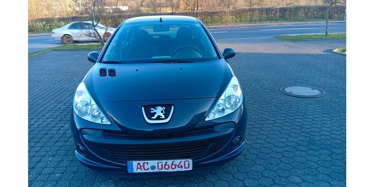 Peugeot 206 133.057 km 2.999 &euro; Aachen 52080