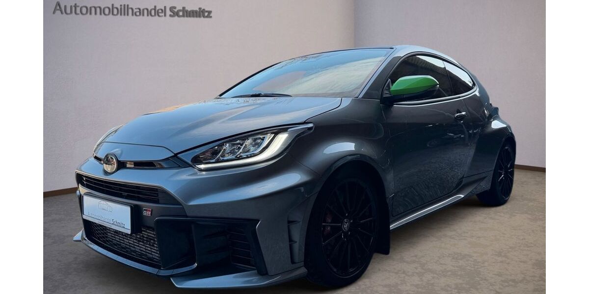 Toyota Yaris 9.254 km 41.990 &euro; Linnich 52441