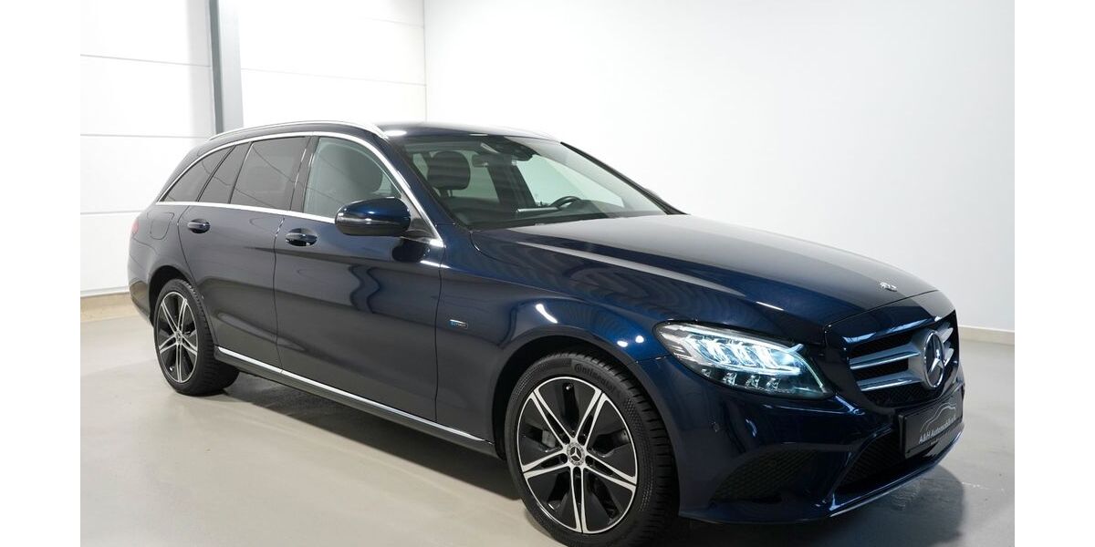 Mercedes-Benz C 300 151.288 km 20.990 &euro; Hürth bei Köln 50354