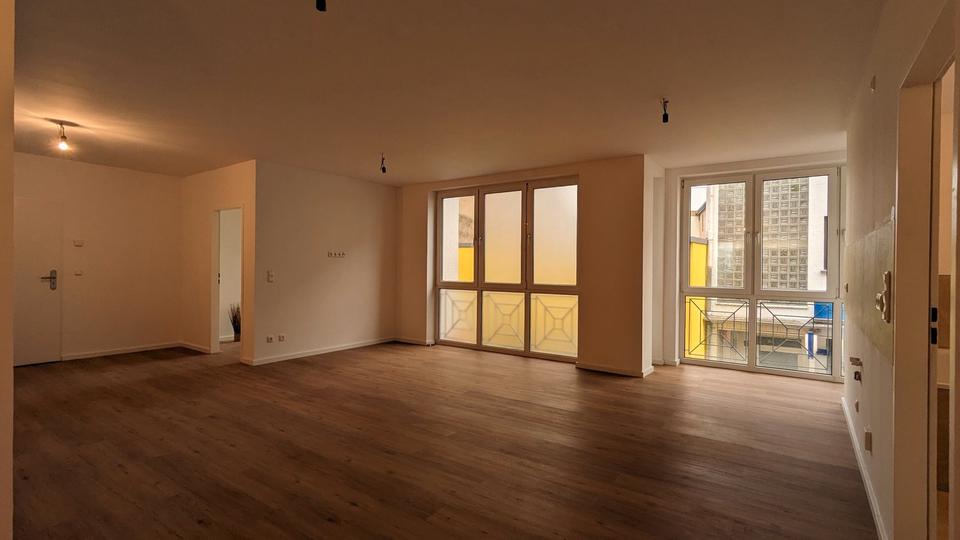 Etagenwohnung Euskirchen - 4 Zimmer, 110 m&sup2;, 1.100&euro; | Angebot:25944929