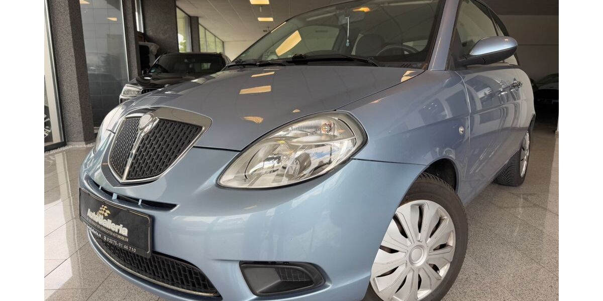 Lancia Ypsilon 153.360 km 1.999 &euro; Golzheim 52399