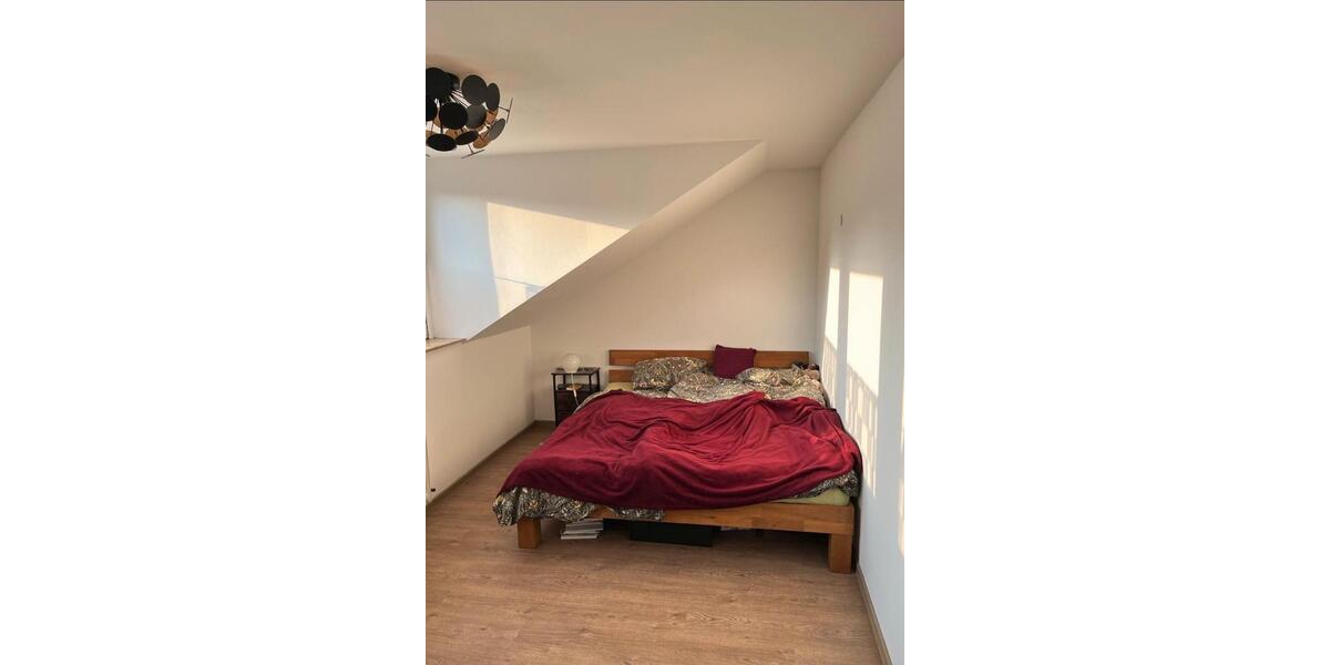 Dachgeschoßwohnung Aachen Aachen-Mitte - 2 Zimmer, 50 m&sup2;, 650&euro; | Angebot:26612558