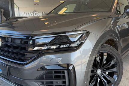 VW Touareg 133.925 km 38.999 &euro; Golzheim 52399