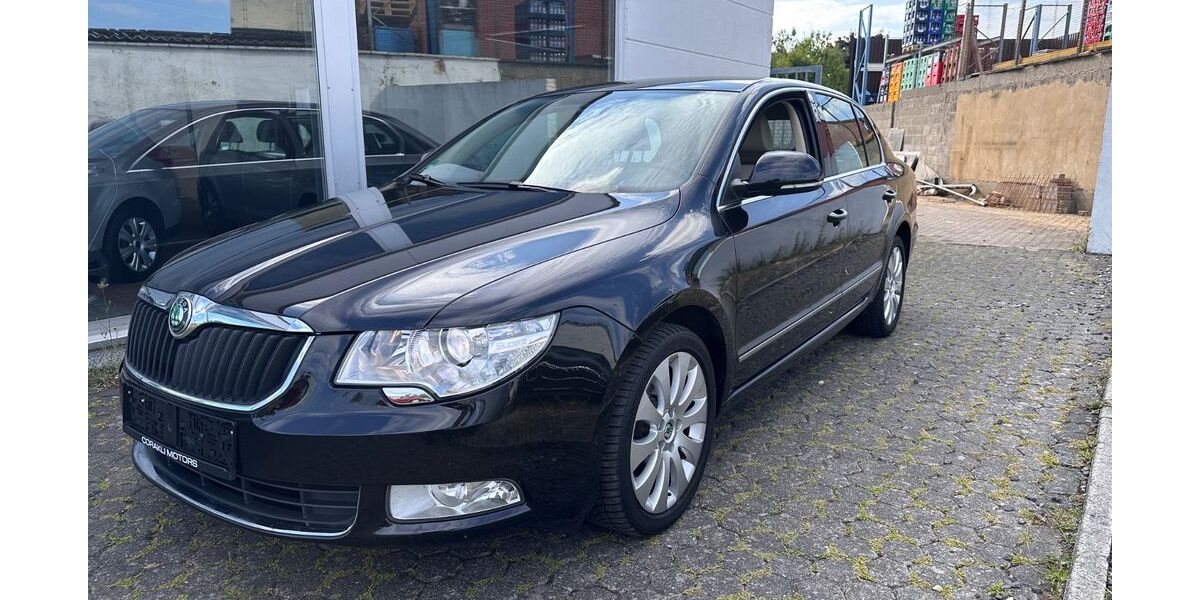 Skoda Superb 122.000 km 7.999 &euro; Erftstadt 50374