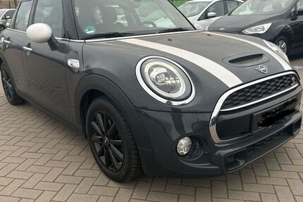 Mini Cooper S 71.718 km 16.800 &euro; Aachen 52064