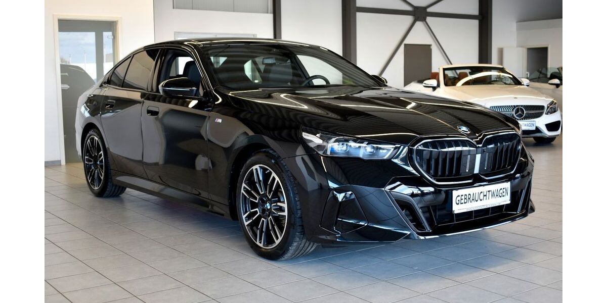 BMW 520 13.890 km 51.899 &euro; Düren 52351