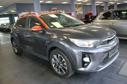 Kia Stonic 28.185 km 13.980 &euro; Euskirchen 53881