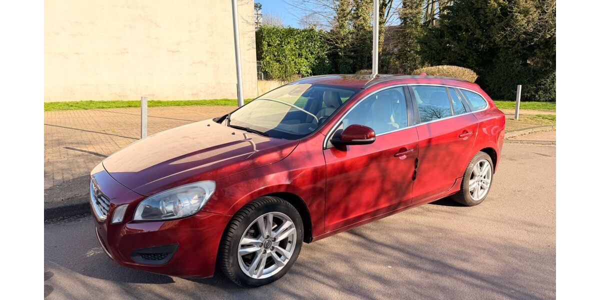 Volvo V60 283.000 km 3.900 &euro; Aachen 52080