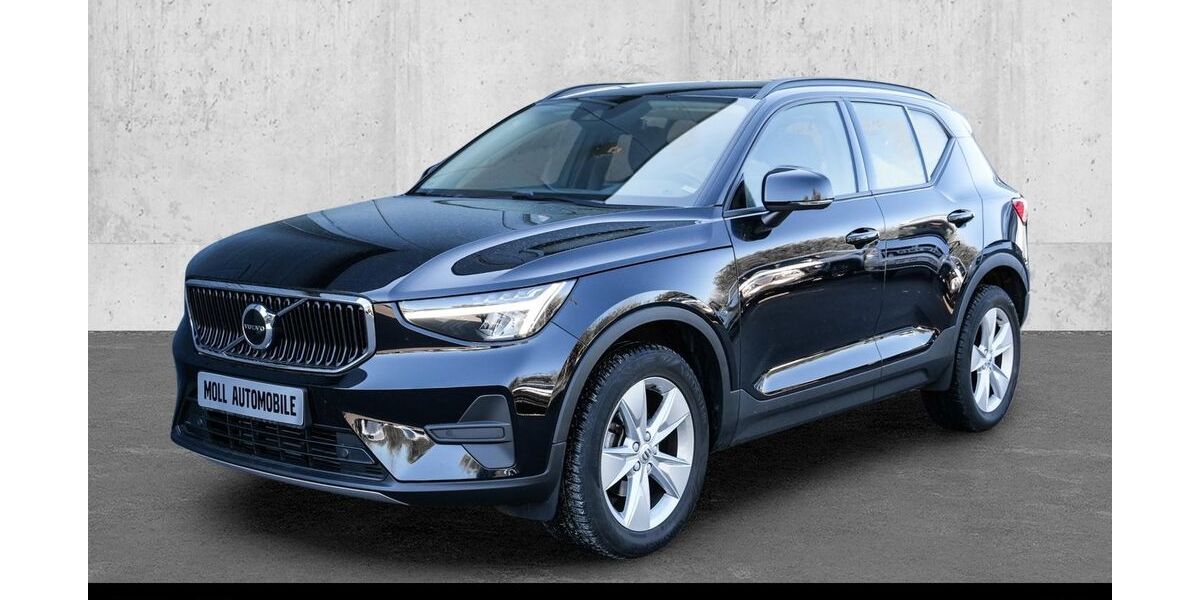 Volvo XC40 28.513 km 25.990 &euro; Aachen 52078