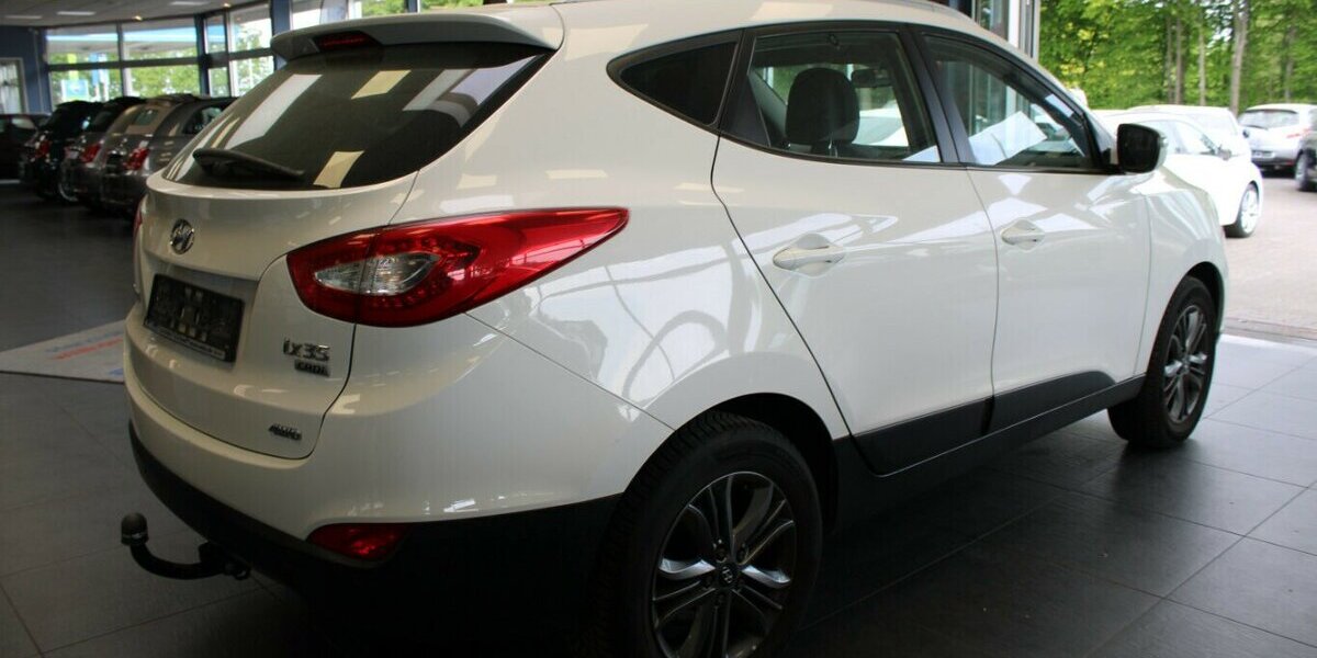 Hyundai ix35 2.0 CRDi 4WD 142.949 km 9.980 &euro; Euskirchen 53881