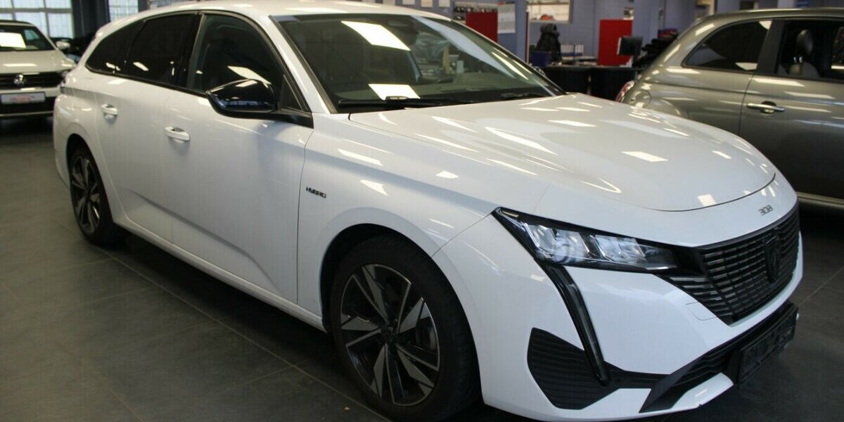 Peugeot 308 SW Hybrid 180 e-EAT8 Allure 87.708 km 18.980 &euro; Euskirchen 53881