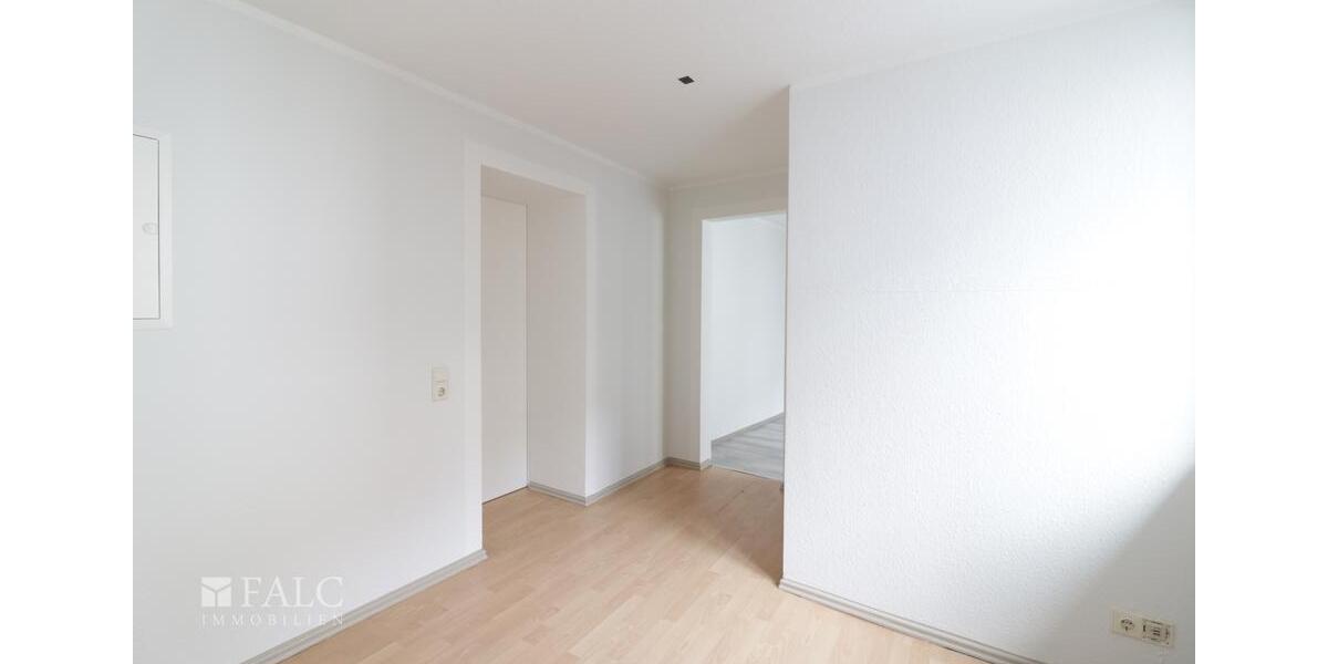 Etagenwohnung Stolberg (Rheinland) - 2 Zimmer, 65 m&sup2;, 520&euro; | Angebot:25720438