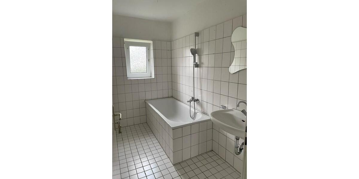 Erdgeschoßwohnung Stolberg (Rheinland) - 3 Zimmer, 87 m&sup2;, 709&euro; | Angebot:23553612