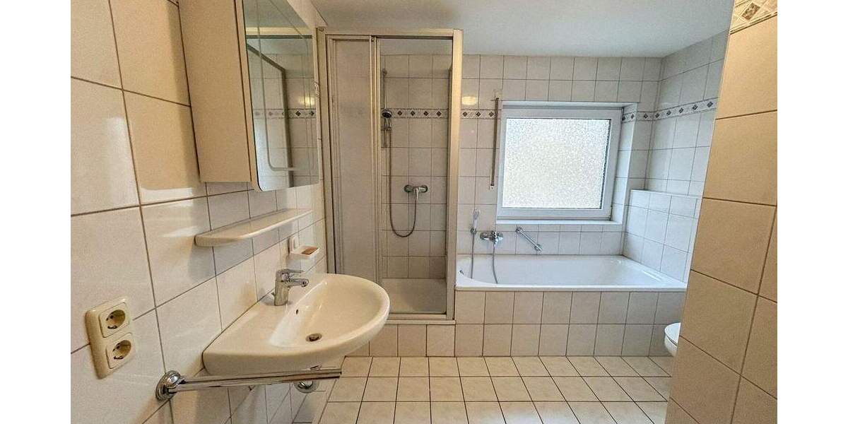 Doppelhaushälfte Übach-Palenberg / Marienberg Marienberg - 6 Zimmer, 135 m&sup2;, 379.000&euro; | Angebot:25687009