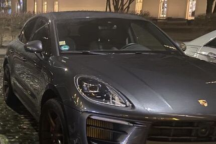 Porsche Macan 18.500 km 72.200 &euro; Aachen 52078