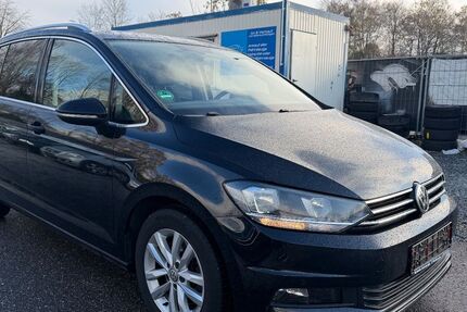 VW Touran 245.000 km 8.750 &euro; aachen 52070